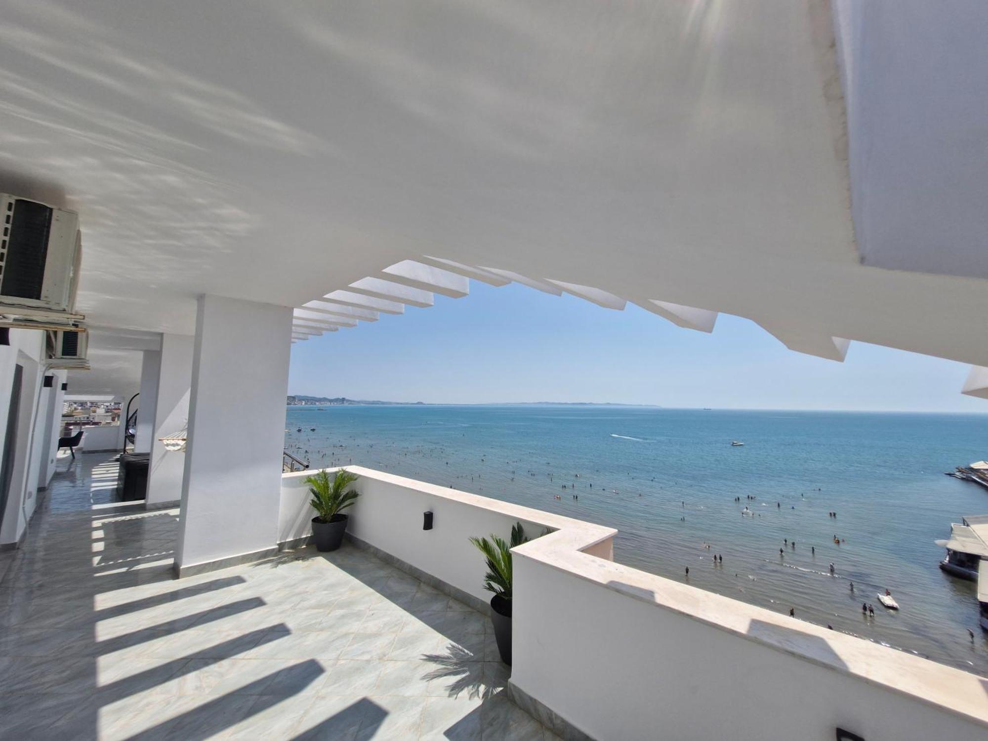 Luxury Penthouse Villa ดูร์เรส ภายนอก รูปภาพ