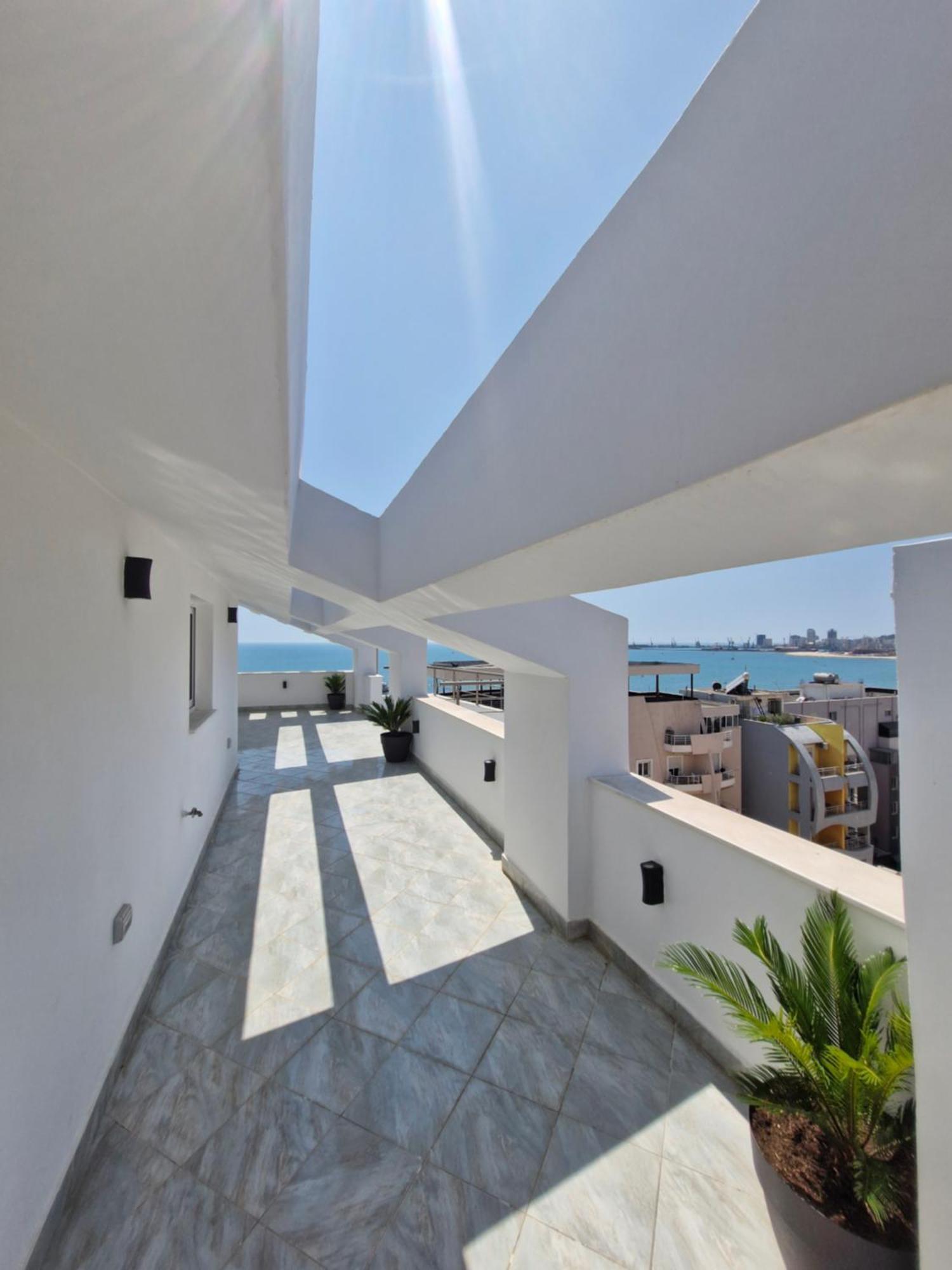 Luxury Penthouse Villa ดูร์เรส ภายนอก รูปภาพ