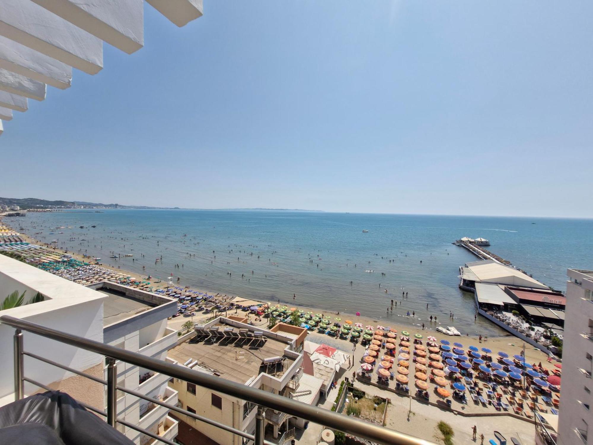 Luxury Penthouse Villa ดูร์เรส ภายนอก รูปภาพ